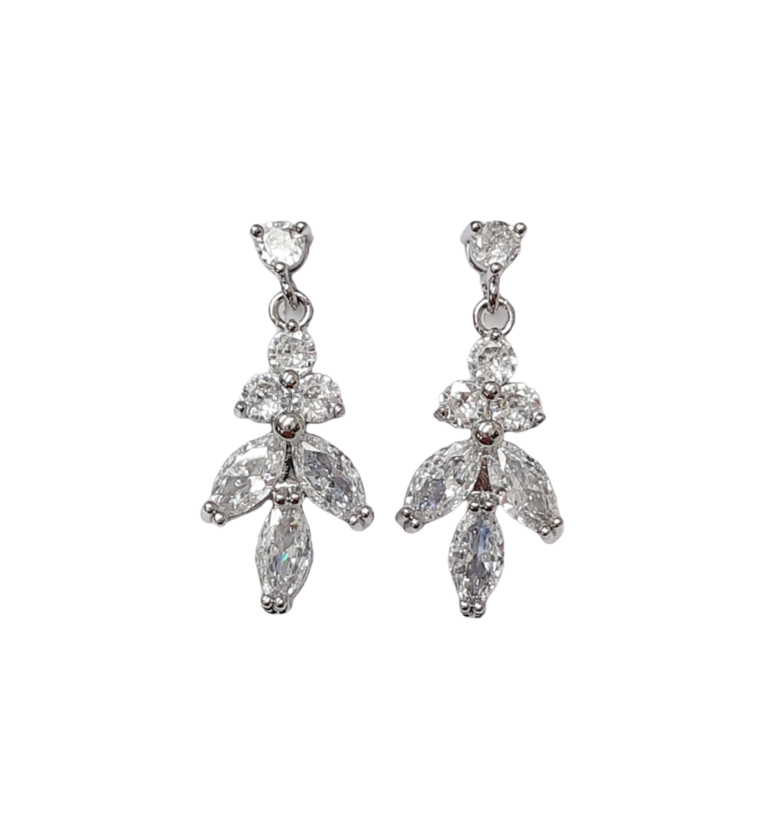 Exquisite Sparkle Stud Earrings - Silver